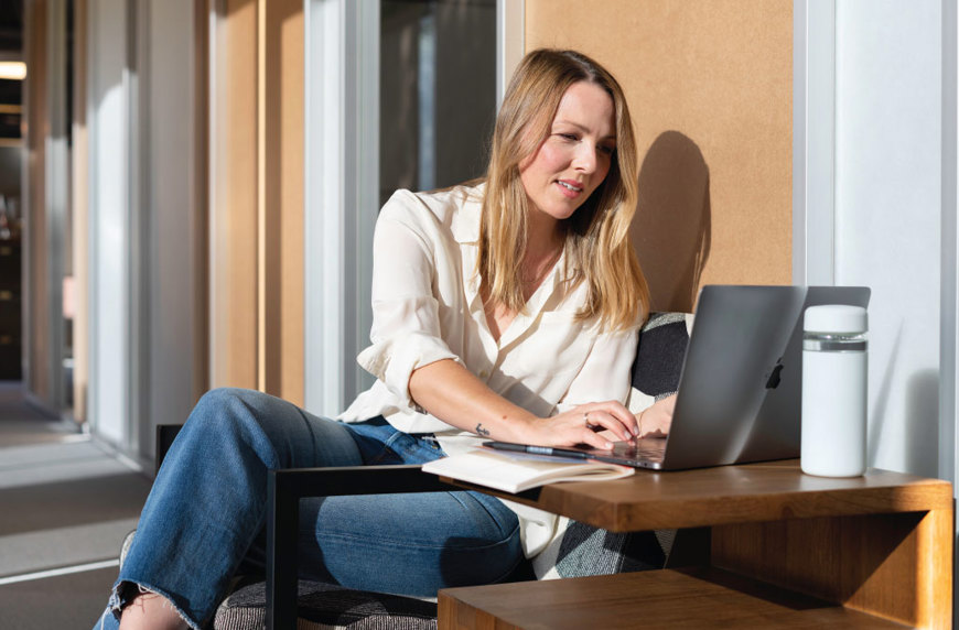 Learn the Benefits! Pros & Cons of Loans for Small Businesses